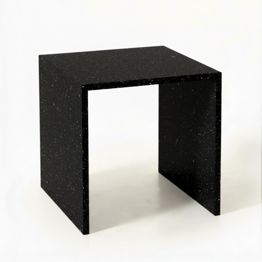 Table 1 V2 - Luxe Natuursteen Bijzettafel – Minimalistisch Sculpturaal Design